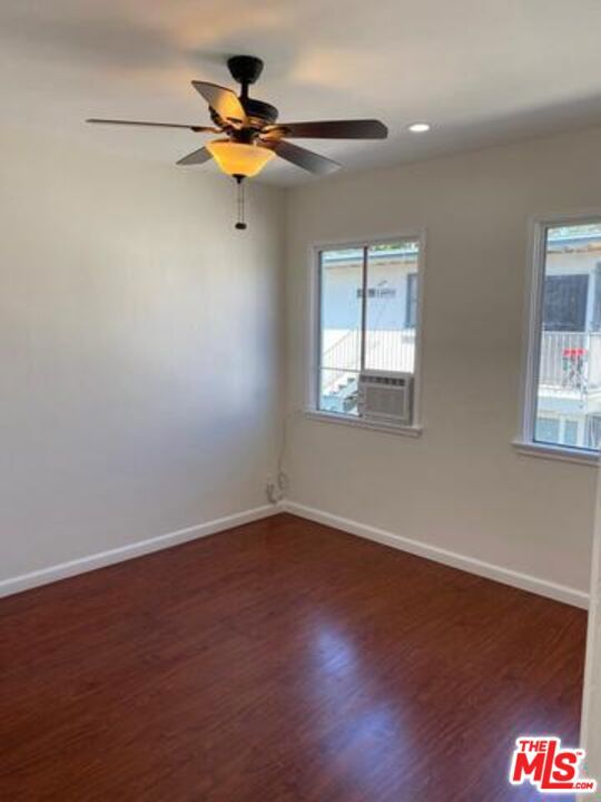 5784 Corbett Street, Los Angeles CA: https://media.crmls.org/mediaz/b74211a5-948d-49e2-8446-c230173b5ebd.jpg