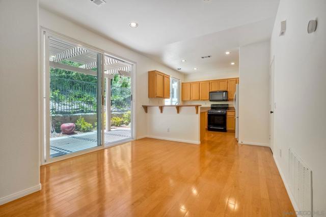 MLS #250033181SD image #9