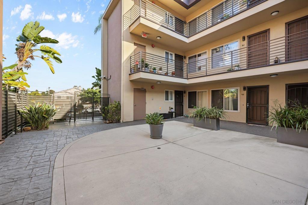 4180 Louisiana St - photo 12