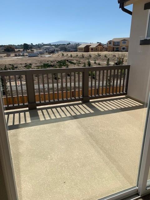 3072 Arroyo Drive, Marina CA: https://media.crmls.org/mediaz/b747346a-b9b9-4f27-a00e-68db74fcf4c3.jpg