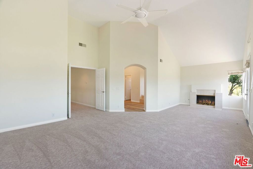 B747caf0 C92e 4ceb 934f B24dbf71eb1b