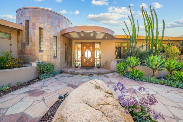 Image 7 of 75 For 14949 Presilla Dr