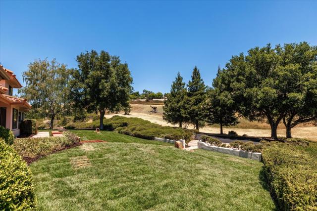 9400 Corriente Road, Atascadero CA: https://media.crmls.org/mediaz/b7481b45-e1a4-4da7-b3c9-6f2c727800ed.jpg