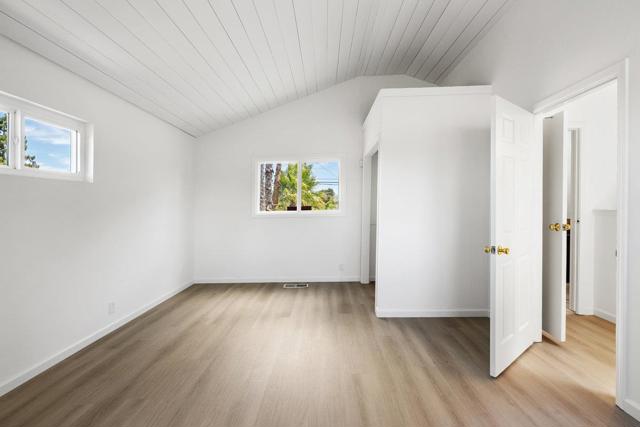 639 Douglas Avenue, Redwood City CA: https://media.crmls.org/mediaz/b7481de5-328d-4bfd-964a-0dab04caecd3.jpg