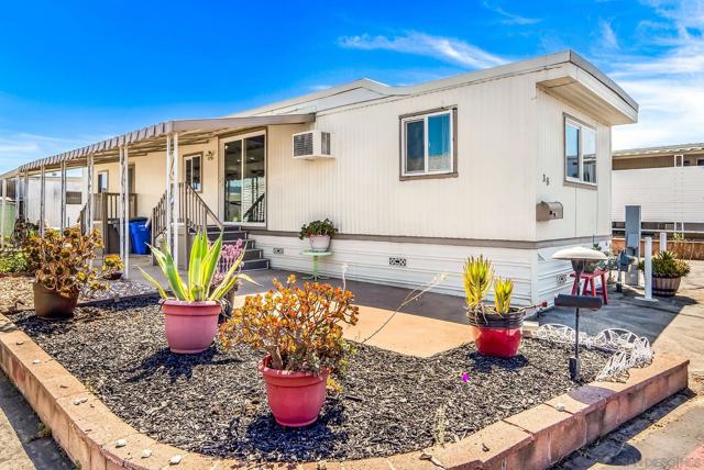 1515 Capalina Rd, San Marcos, California 92069, 2 Bedrooms Bedrooms, ,1 BathroomBathrooms,Residential,For Sale,Capalina Rd,240016859SD