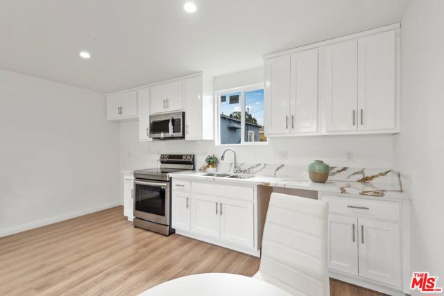 834 E 90th Street, Los Angeles CA: https://media.crmls.org/mediaz/b748cc06-d9e5-4518-ae68-7b4b8b35d18b.jpg