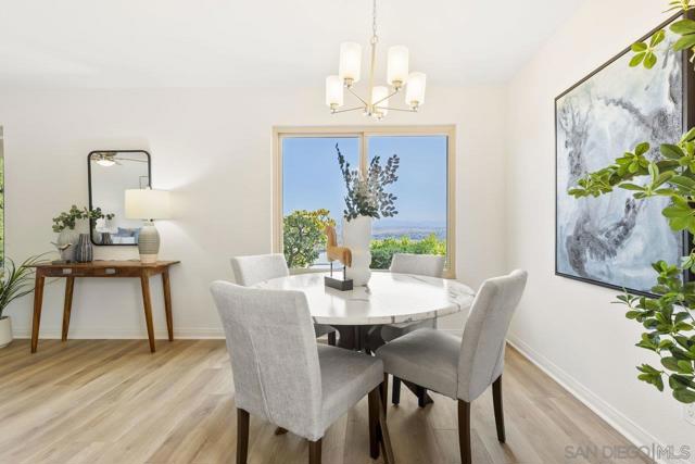 4469 Albatross Way, Oceanside CA: https://media.crmls.org/mediaz/b748d8a8-879a-405e-8e31-ec29744124c9.jpg