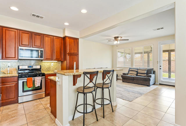 80619 Stortford Avenue, Indio CA: https://media.crmls.org/mediaz/b748e43c-7571-4442-99f3-c820e63ca293.jpg