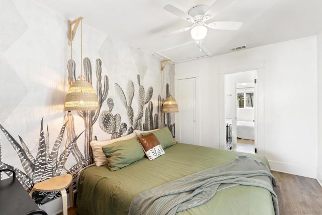 4066 Cherokee Ave, San Diego CA: https://media.crmls.org/mediaz/b7499023-4494-497a-842c-7e4830bad42a.jpg