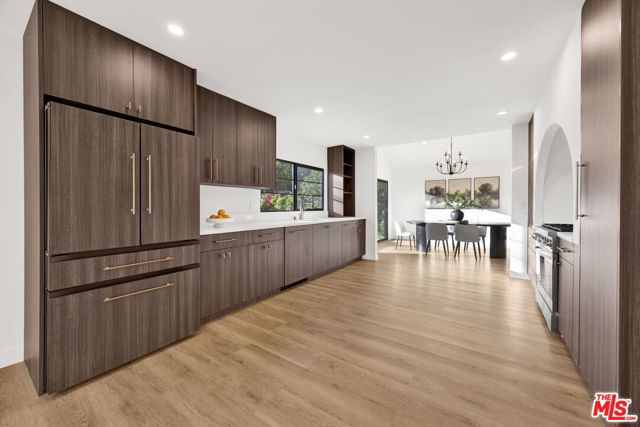 8815 Sari Avenue photo 11