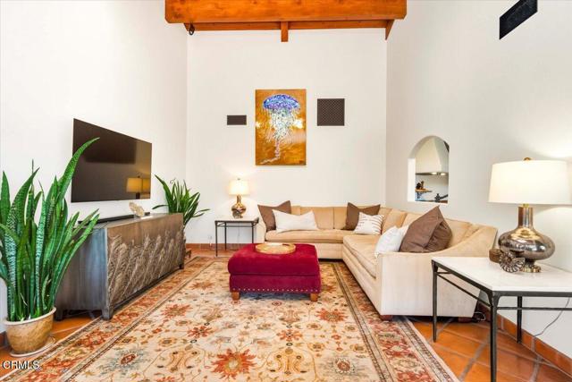 515 Del Oro Drive, Ojai CA: https://media.crmls.org/mediaz/b74a5d19-cb88-425d-8493-5c8e053ae91e.jpg