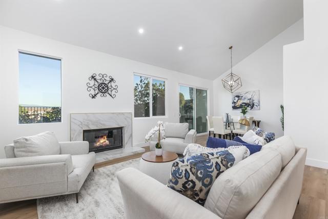 Detail Gallery Image 9 of 57 For 5166 via Portola, Oceanside,  CA 92057 - 4 Beds | 3 Baths