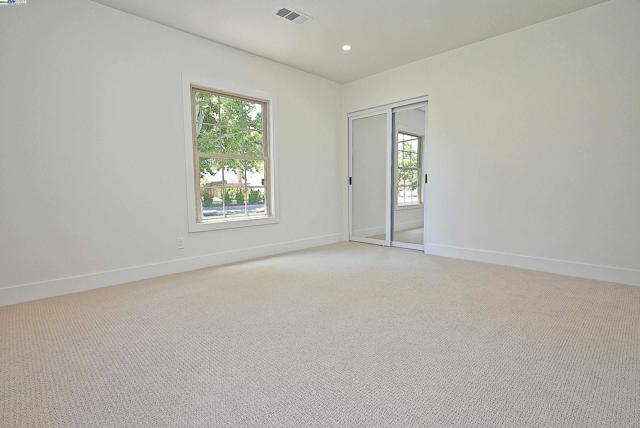 3208 McNutt, Walnut Creek CA: https://media.crmls.org/mediaz/b74bdb1a-2945-4805-a80b-bb0d0ce7e662.jpg