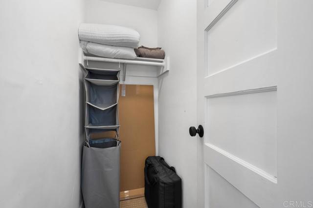 Image 14 of 22 For 4338 33rd Place