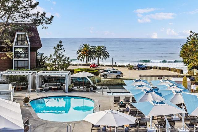 1562 Camino Del Mar, Del Mar CA: https://media.crmls.org/mediaz/b74c5dda-869c-42ce-acc6-957cb3022161.jpg
