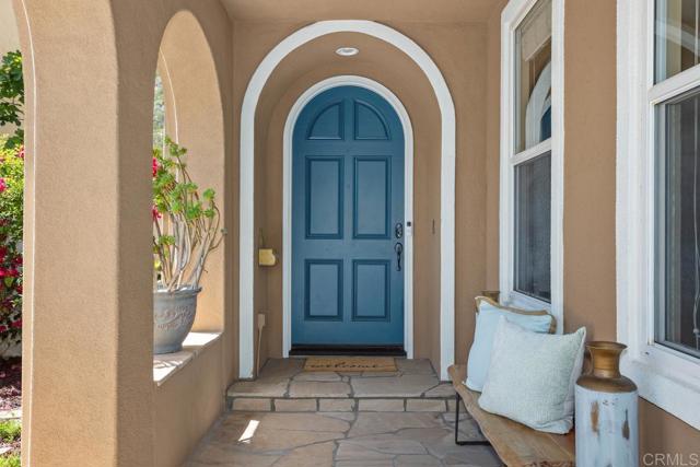 3385 Wild Oak Lane, Escondido CA: https://media.crmls.org/mediaz/b74c61d7-d6b5-4c48-a445-bf3651b1b096.jpg