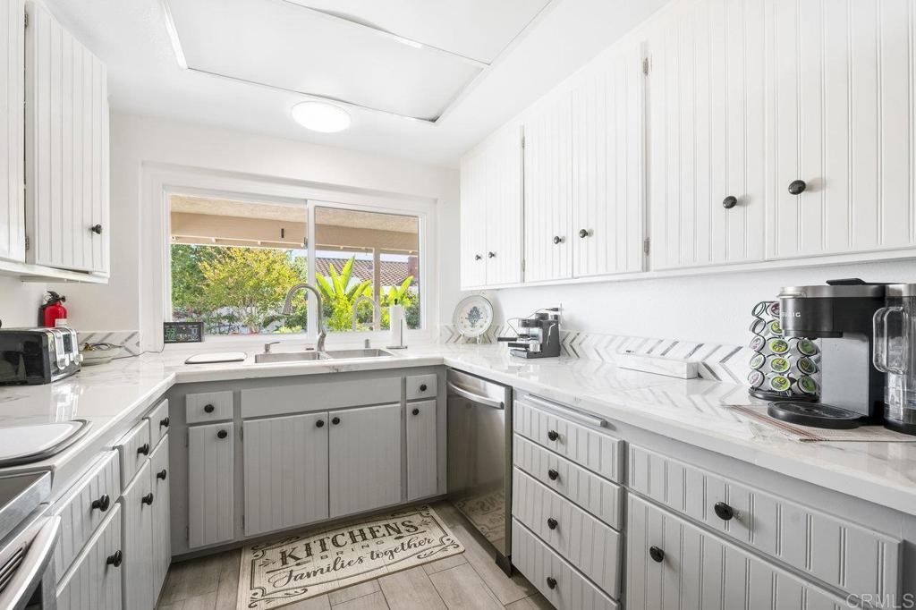 17503 Plaza Dolores - photo 15
