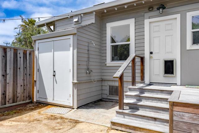 900 35th Avenue, Santa Cruz CA: https://media.crmls.org/mediaz/b74d0c5f-9588-45be-8c66-a070b8bfb369.jpg