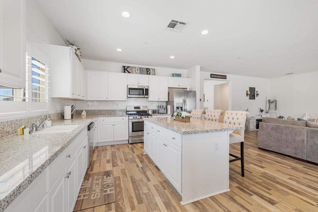 MLS #219139193DA image #4