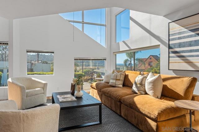 2506 Via Merano, Del Mar CA: https://media.crmls.org/mediaz/b74f8e72-6404-46de-98ae-abde5a6e2e23.jpg