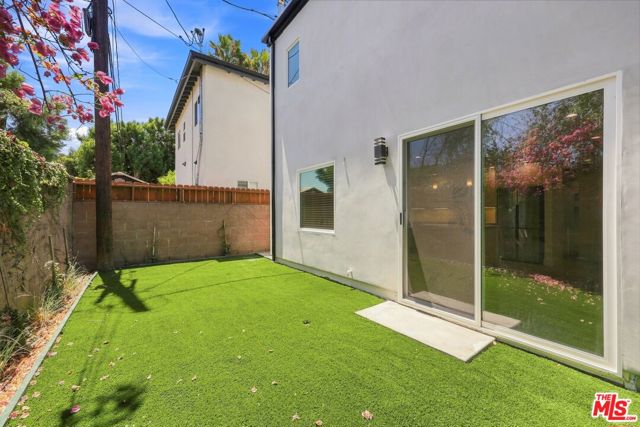 20212 West Gault Street photo 21