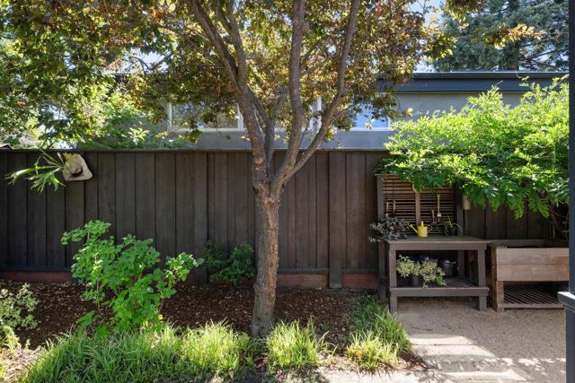 137 30th Avenue, San Mateo CA: https://media.crmls.org/mediaz/b7501125-1236-426d-afc5-2096c2b9b639.jpg