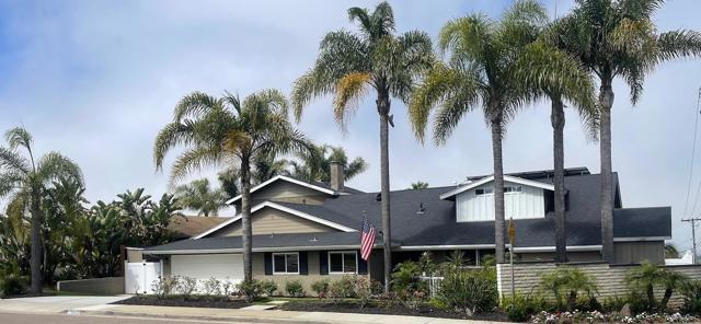 2203 Cameo Rd, Carlsbad CA: https://media.crmls.org/mediaz/b75030fd-f0e9-4363-b351-64f19f07d547.jpg