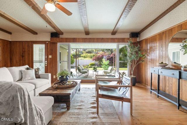 410 Palomares Avenue, Ventura CA: https://media.crmls.org/mediaz/b750400f-7e69-4f8e-93b7-73bed997dc2b.jpg