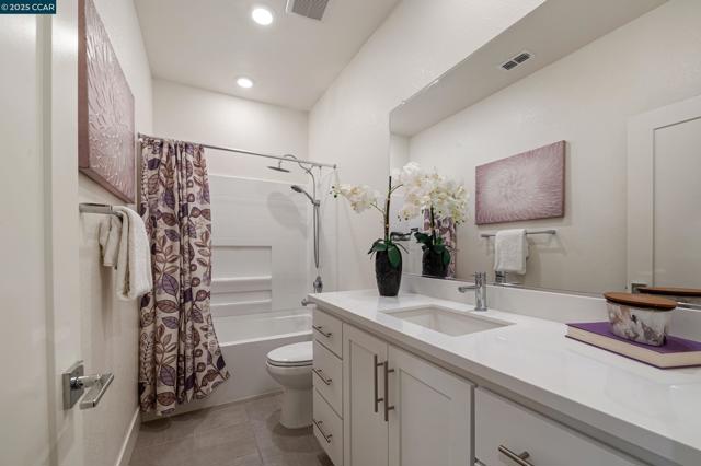236 Plum Tree Street, Livermore CA: https://media.crmls.org/mediaz/b750954a-fa33-48d8-a7a5-717d118310ef.jpg