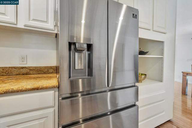 960 Live Oak Dr, Santa Clara CA: https://media.crmls.org/mediaz/b750f1f0-8457-4b51-b30d-a73e8bf64bf4.jpg