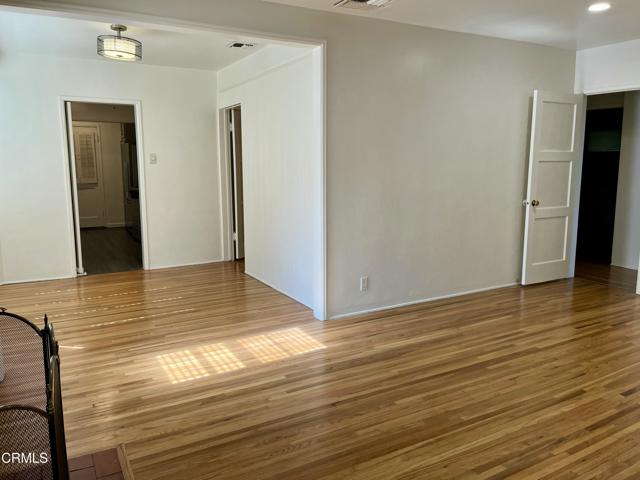 Detail Gallery Image 7 of 31 For 373 Laun St, Altadena,  CA 91001 - 4 Beds | 2 Baths