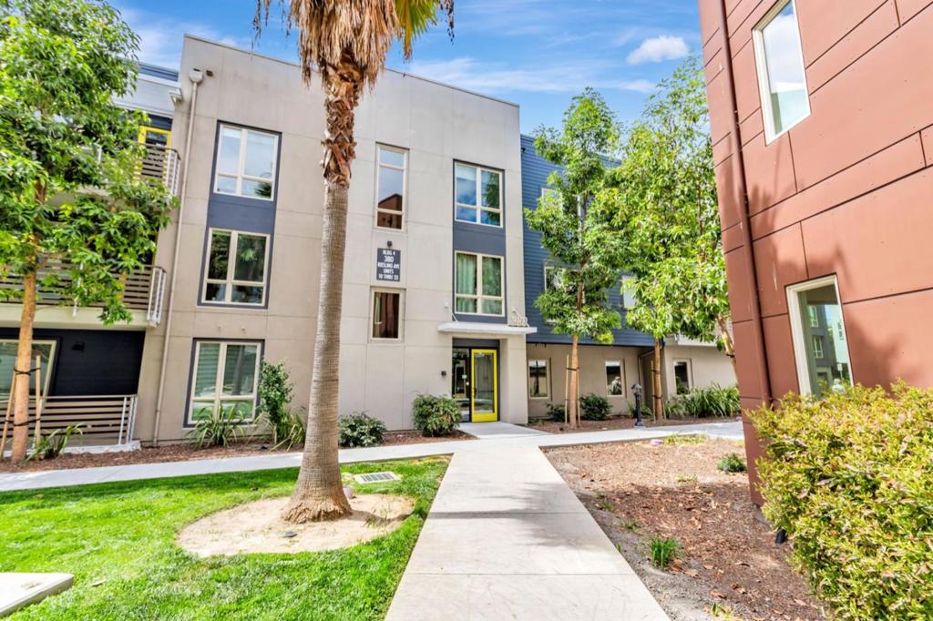 380 Riesling Avenue #21