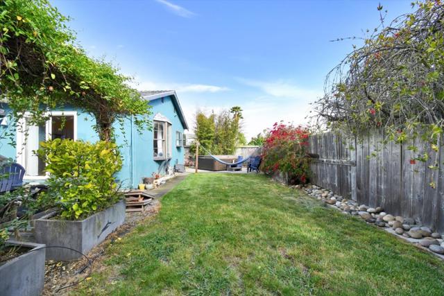 847 Arguello Boulevard, Pacifica CA: https://media.crmls.org/mediaz/b751c246-a41c-493c-ae30-5224be586c15.jpg