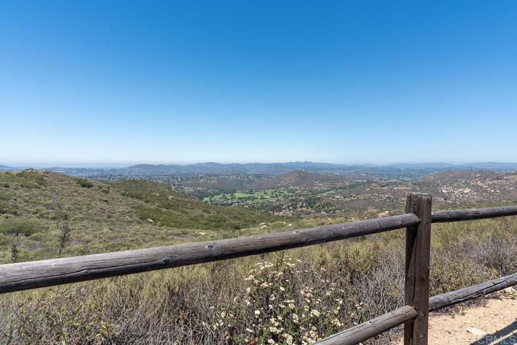 18055 Sunset Point Road - photo 19