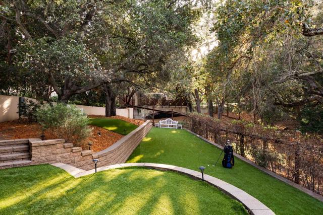 27500 La Vida Real, Los Altos Hills CA: https://media.crmls.org/mediaz/b752efe8-de3c-4d92-9531-b58c4dd1eda0.jpg