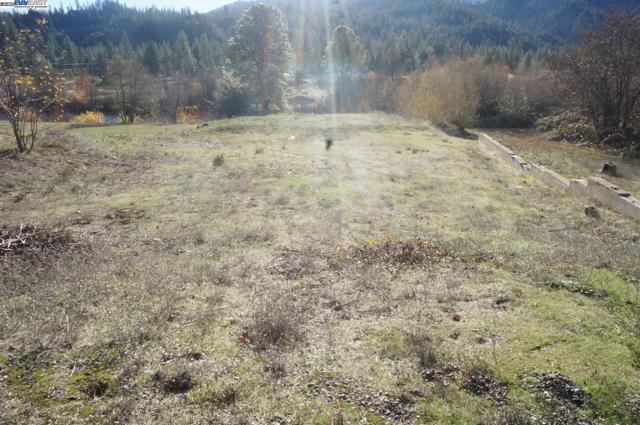 50 Acorn Ln, Junction City CA: https://media.crmls.org/mediaz/b7538511-06fd-49e5-86d4-bbc903214163.jpg