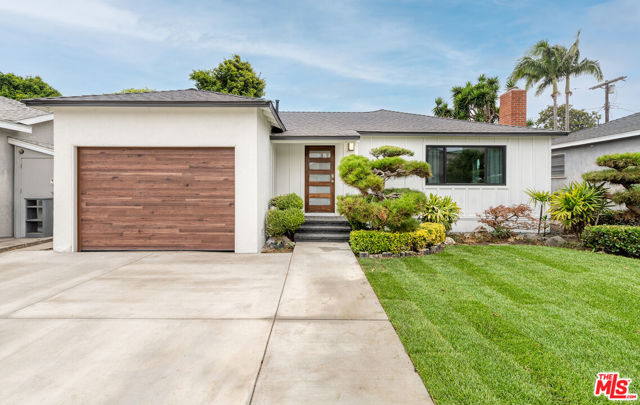 12034 Alberta Drive, Culver City CA: https://media.crmls.org/mediaz/b753c30e-3ed3-4811-b100-e54329a9f44a.jpg
