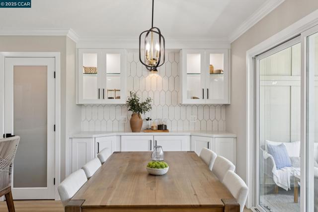 2101 Golden Rain, Walnut Creek CA: https://media.crmls.org/mediaz/b753d600-ddaa-4c5f-8648-4c604f483e09.jpg