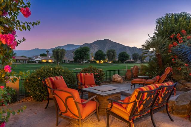 79885 Liga, La Quinta CA: https://media.crmls.org/mediaz/b7542b46-d83c-45ec-bb8c-a65e6de8f50d.jpg