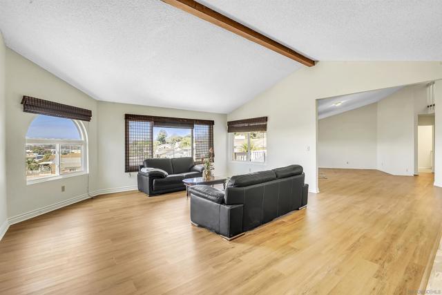 1295 Buenos Ave, San Diego, California 92110, 3 Bedrooms Bedrooms, ,2 BathroomsBathrooms,Single Family Residence,For Sale,Buenos Ave,240023064SD