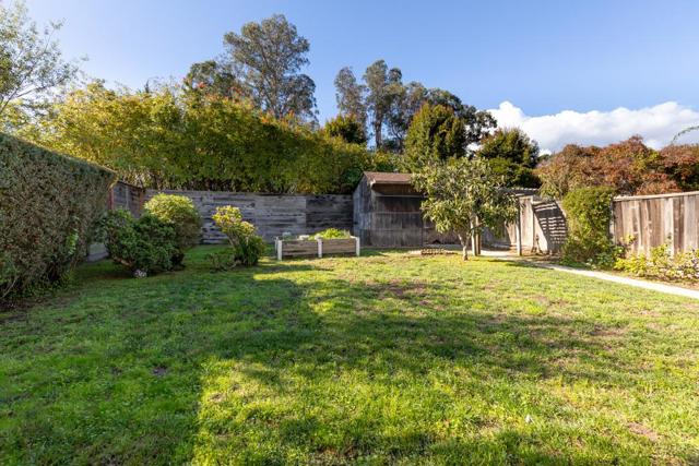 229 Alamo Avenue, Santa Cruz CA: https://media.crmls.org/mediaz/b754a5c3-0b9d-442a-bd7d-c0d8f779068b.jpg