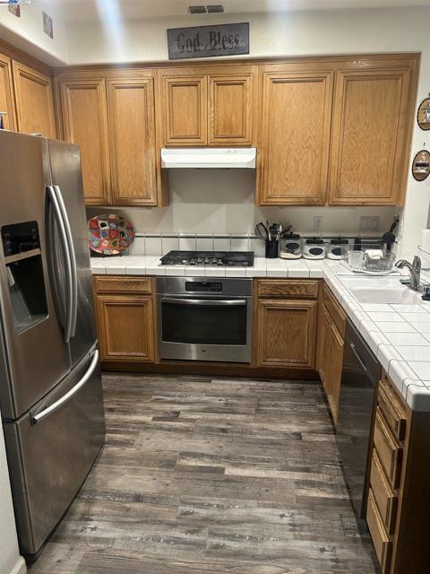 Image 5 of 18 For 1145 Camellia Ct