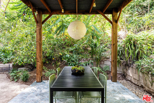 1228 Cliff Drive, Los Angeles CA: https://media.crmls.org/mediaz/b7551d2f-12cd-4f93-aceb-5f4052a0e5a0.jpg