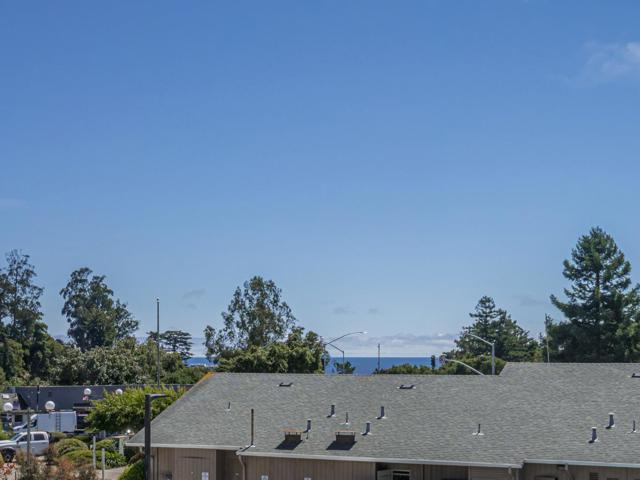 121 Aptos Village Way, Aptos CA: https://media.crmls.org/mediaz/b75574d7-a0da-4f64-abad-724492cb429f.jpg