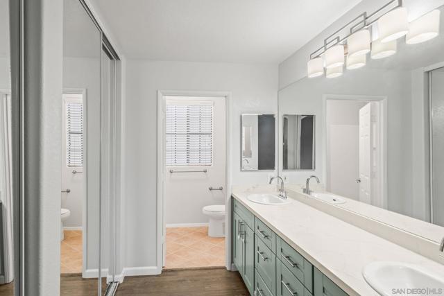 Image 15 of 41 For 16458 Avenida Venusto C  C