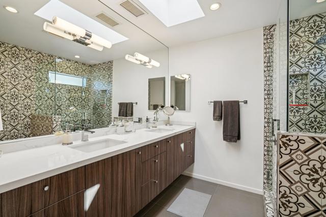 2463 S Broadmoor Drive, Palm Springs CA: https://media.crmls.org/mediaz/b7578ccd-c826-4e69-8d1b-97aba4d36307.jpg