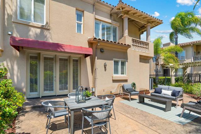 6786 Via Casa Del Sol, Carlsbad, California 92009, 4 Bedrooms Bedrooms, ,2 BathroomsBathrooms,Townhouse,For Sale,Via Casa Del Sol,240018796SD