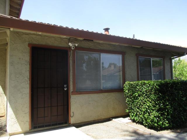6825 Filbro Drive, Gilroy CA: https://media.crmls.org/mediaz/b757a4ce-1b06-4f9f-8b40-a06ed5b31d76.jpg