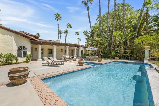 17601 Valle Verde, Poway CA: https://media.crmls.org/mediaz/b7585e99-e264-46a6-8c62-1c41e7661191.jpg