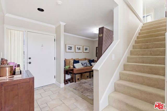 240 The, Redondo Beach CA: https://media.crmls.org/mediaz/b75a7672-6bd4-4f30-9f67-1b991f798e48.jpg